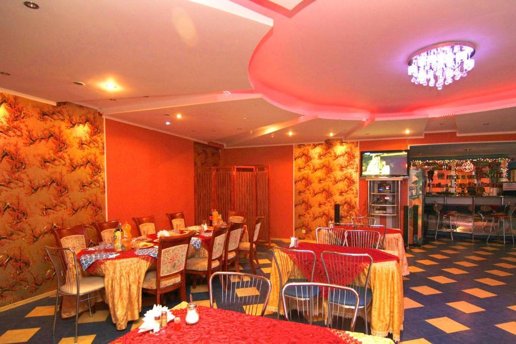 Admiral Hotel Skadovsʼk エクステリア 写真